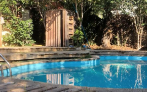 Encantadora casa para 12 con piscina